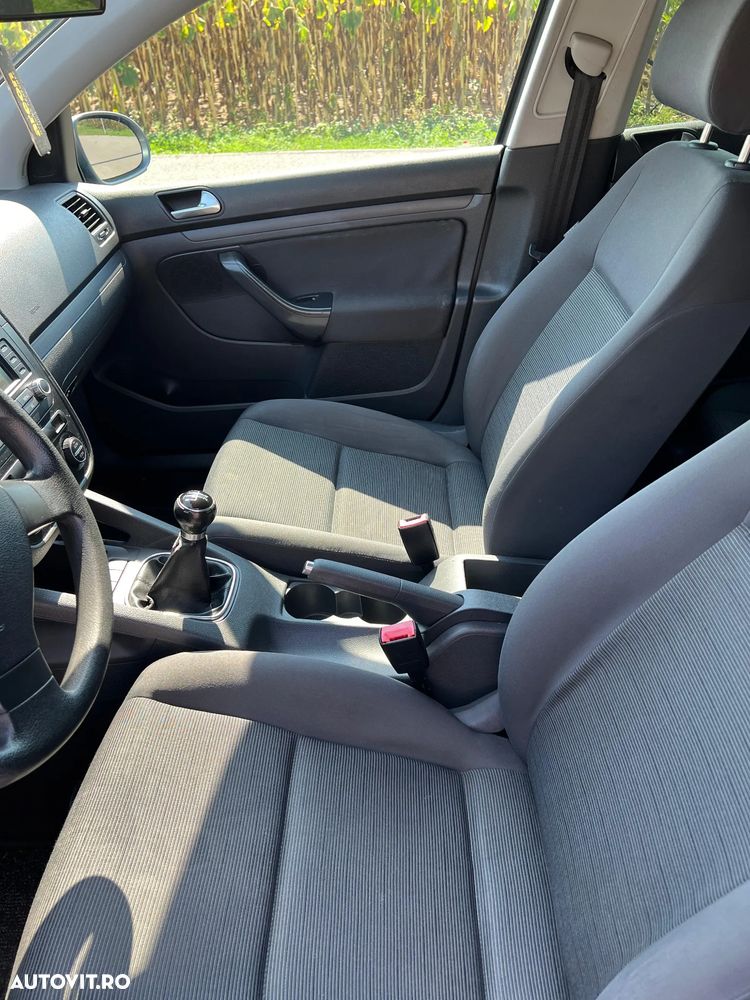 Volkswagen Golf 1.6 Trendline - 10