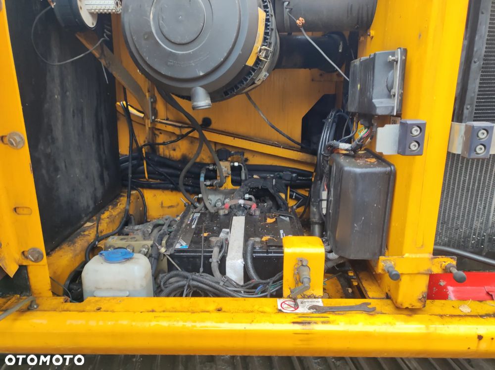 JCB JS 260 - 7