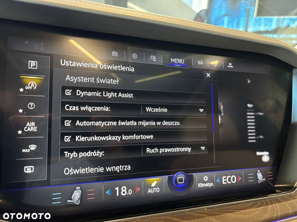 Volkswagen Touareg - 21
