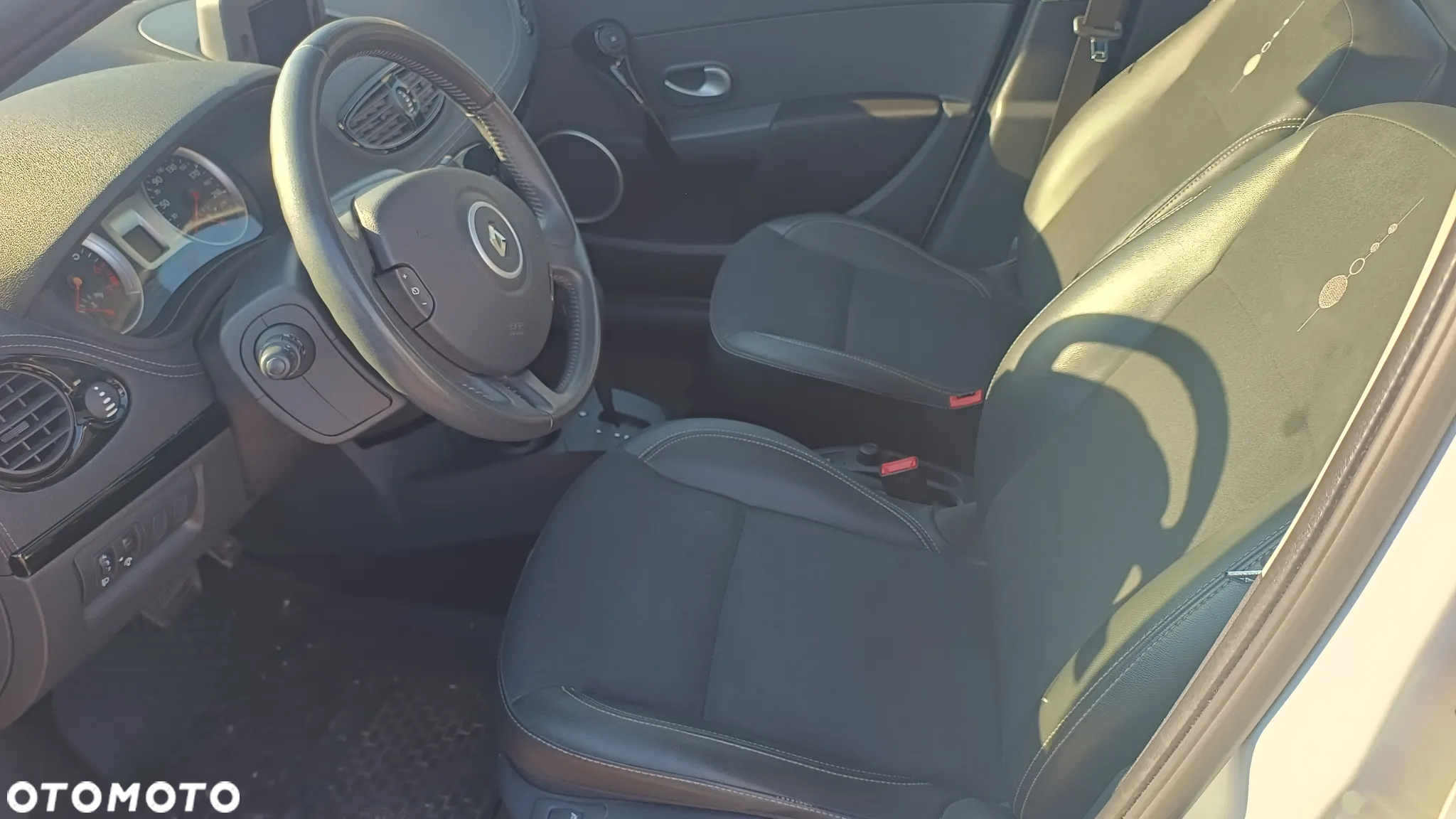 Renault Clio 1.6 16V Dynamique - 14