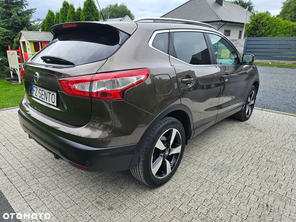 Nissan Qashqai 1.2 DIG-T N-Connecta EU6 - 6