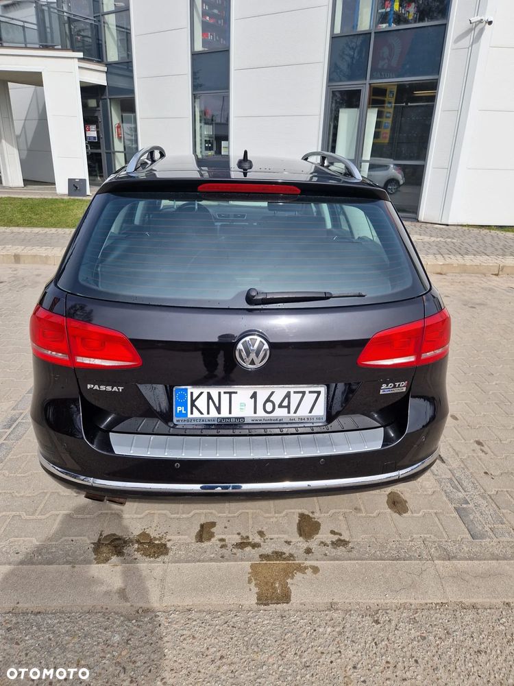 Volkswagen Passat 2.0 TDI Comfortline DSG - 10