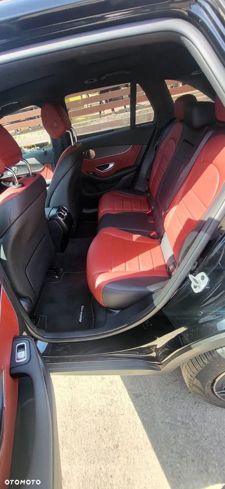 Mercedes-Benz GLC 300 4Matic 9G-TRONIC AMG Line - 4