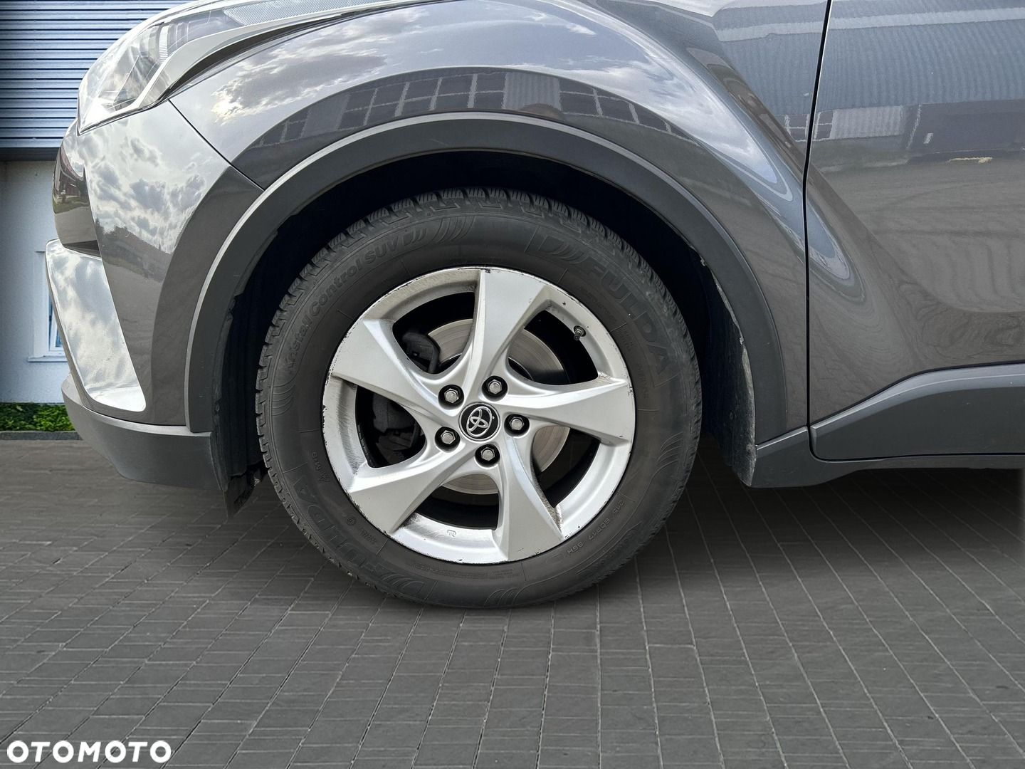 Toyota C-HR - 9