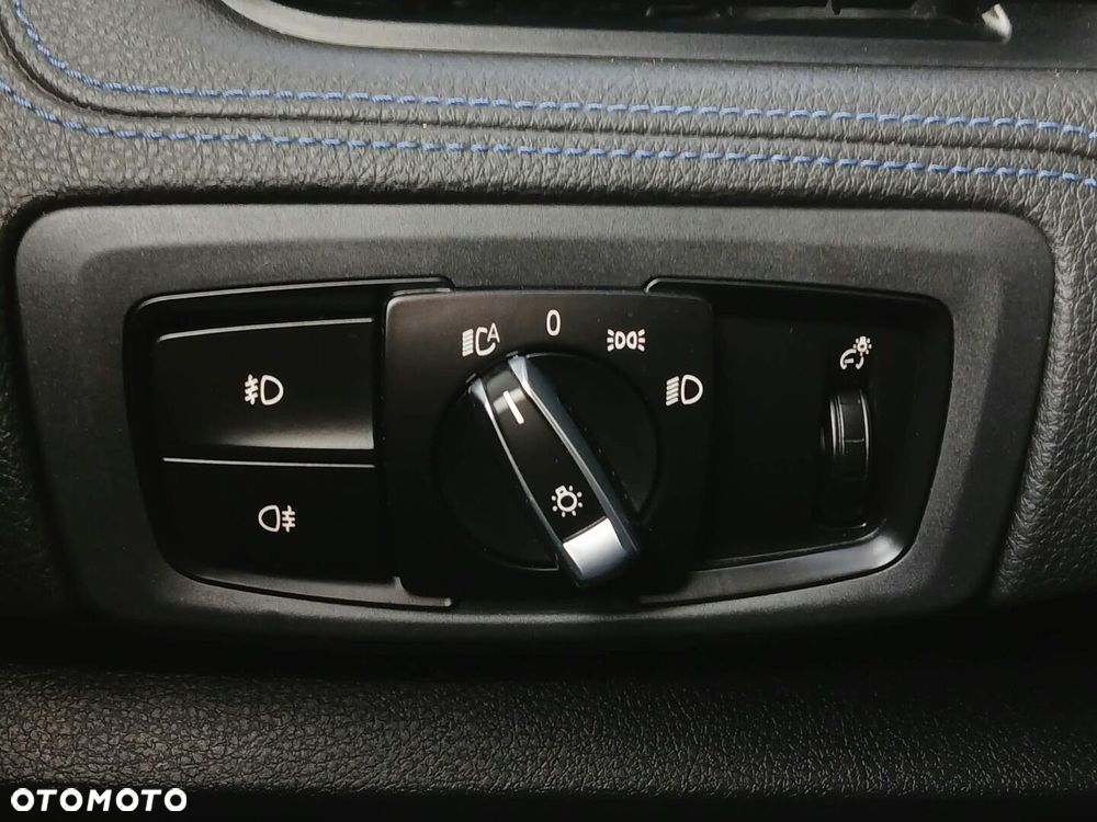 BMW Seria 2 218d GT M Sport - 34