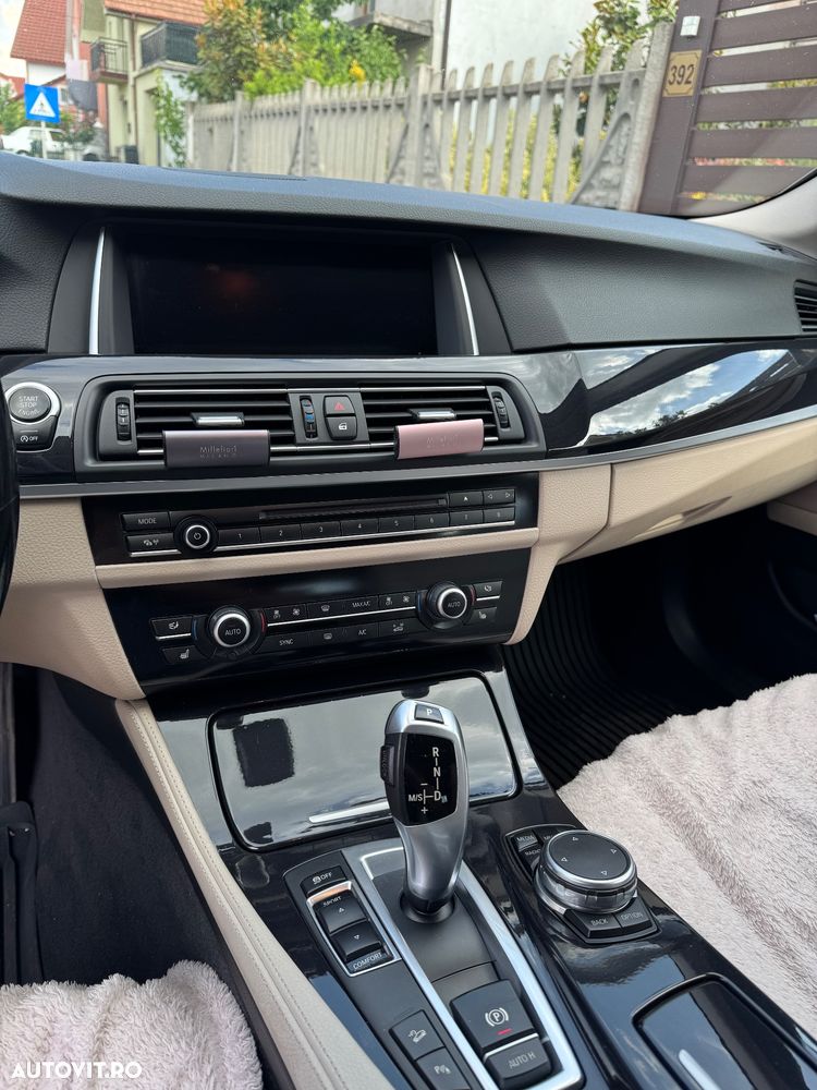 BMW Seria 5 525d xDrive Sport-Aut. Luxury Line - 8