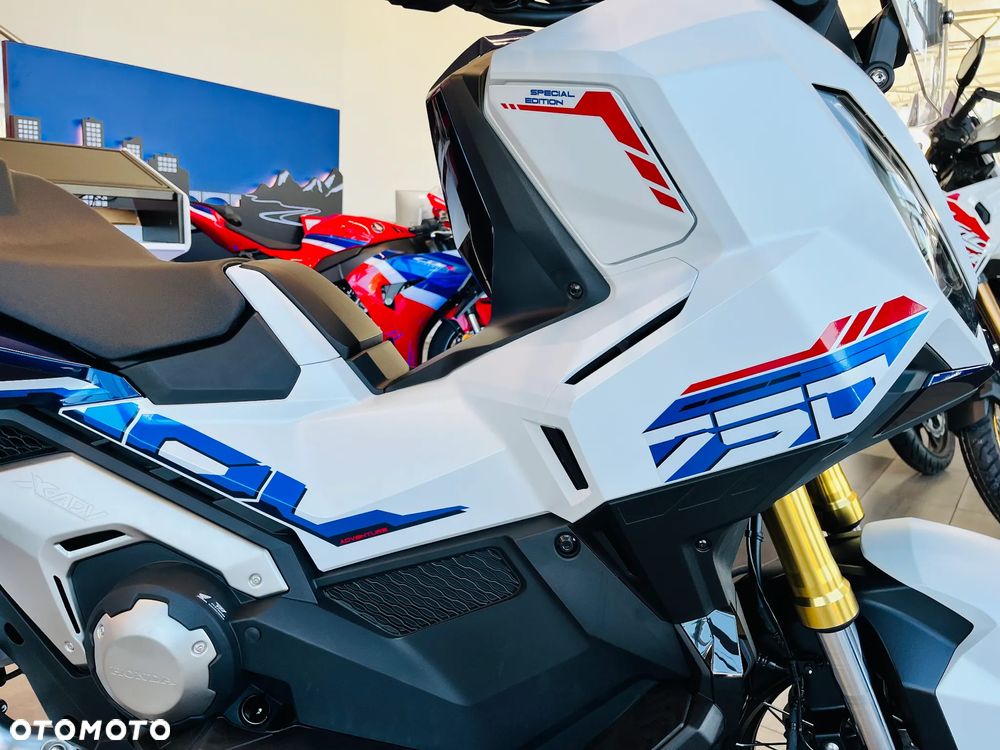 Honda X-ADV - 13