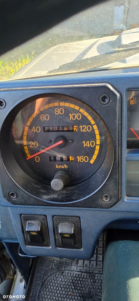 Mitsubishi Pajero - 4