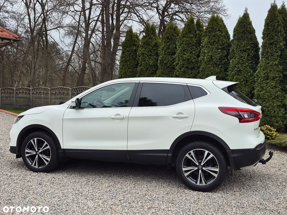 Nissan Qashqai 1.3 DIG-T ZAMA - 5