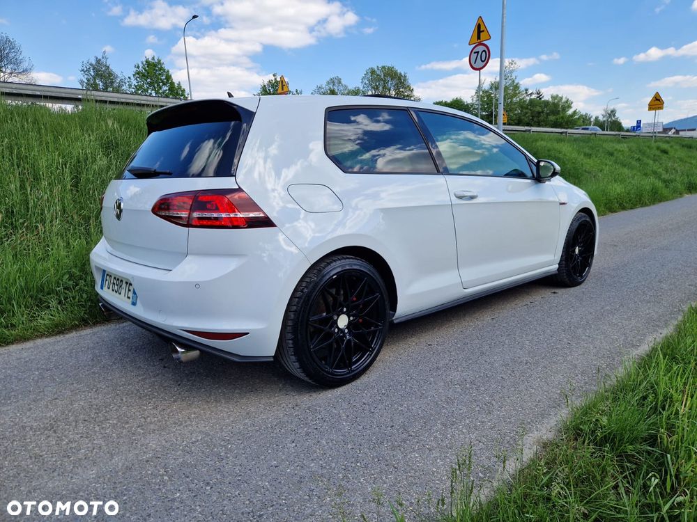 Volkswagen Golf 2.0 TSI BMT GTI - 9