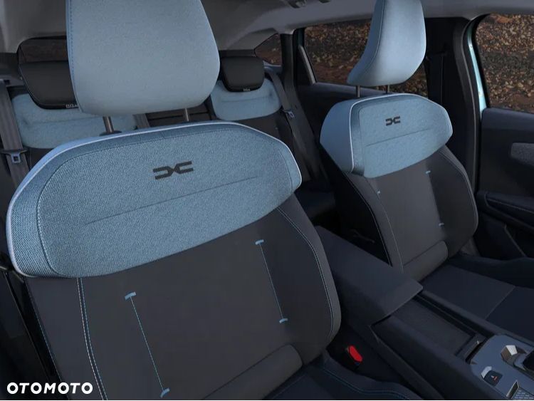 Dacia Striker Hybrid 155 Journey - 5