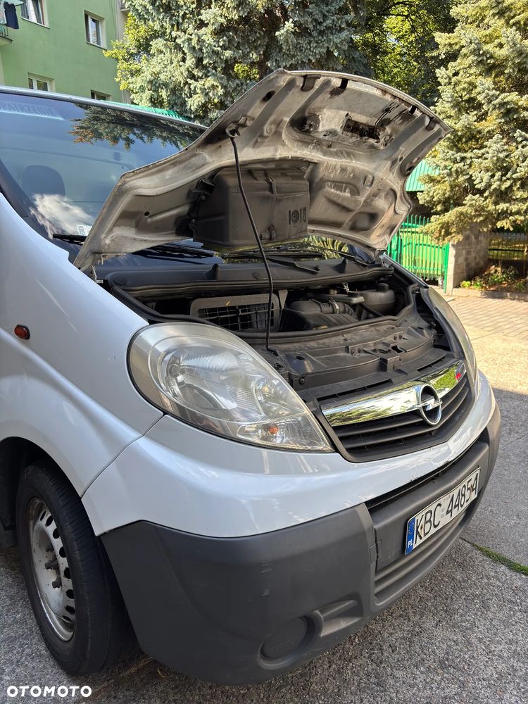 Opel Vivaro - 16