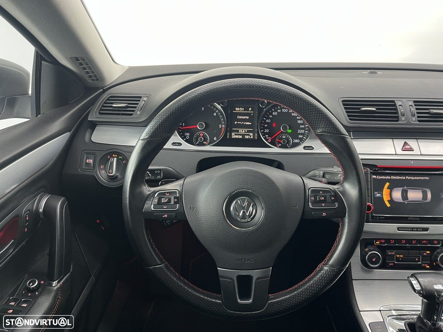VW Passat CC 2.0 TDi DSG - 17