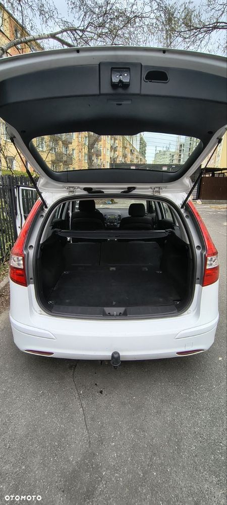 Hyundai i30 i30cw 1.6 Edition Plus - 9
