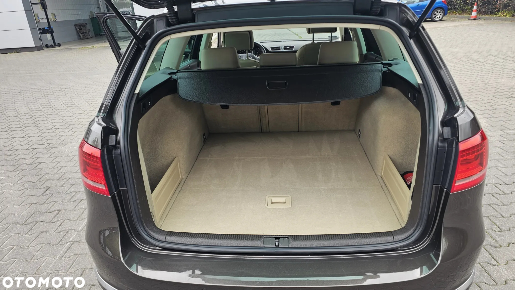 Volkswagen Passat 2.0 TSI Highline DSG - 27