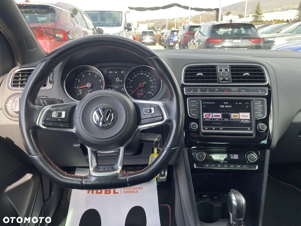 Volkswagen Polo - 14