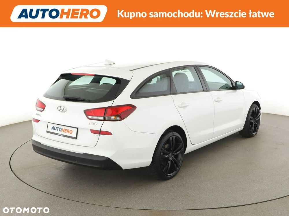 Hyundai i30 1.4 Pure - 8