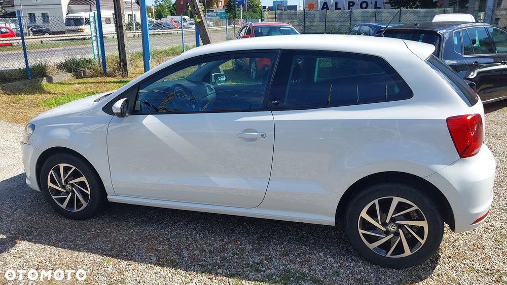 Volkswagen Polo 1.0 (Blue Motion Technology) SOUND - 9