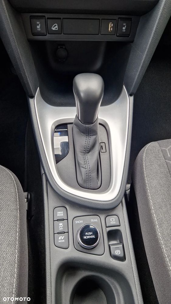 Toyota Yaris Cross Hybrid 1.5 Style AWD - 28