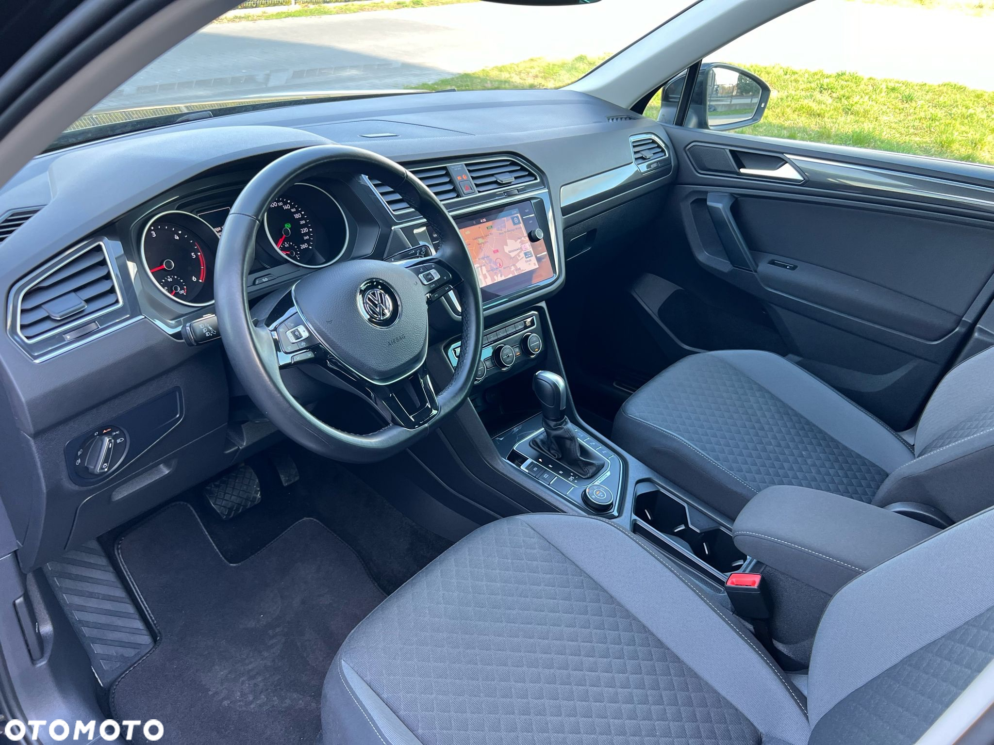 Volkswagen Tiguan 2.0 TDI BMT SCR 4Mot Comfortline DSG - 11