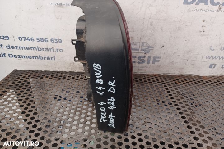 Lampa stop dreapta pe aripa Volkswagen VW Polo 4 9N [facelift] [2005 - 1