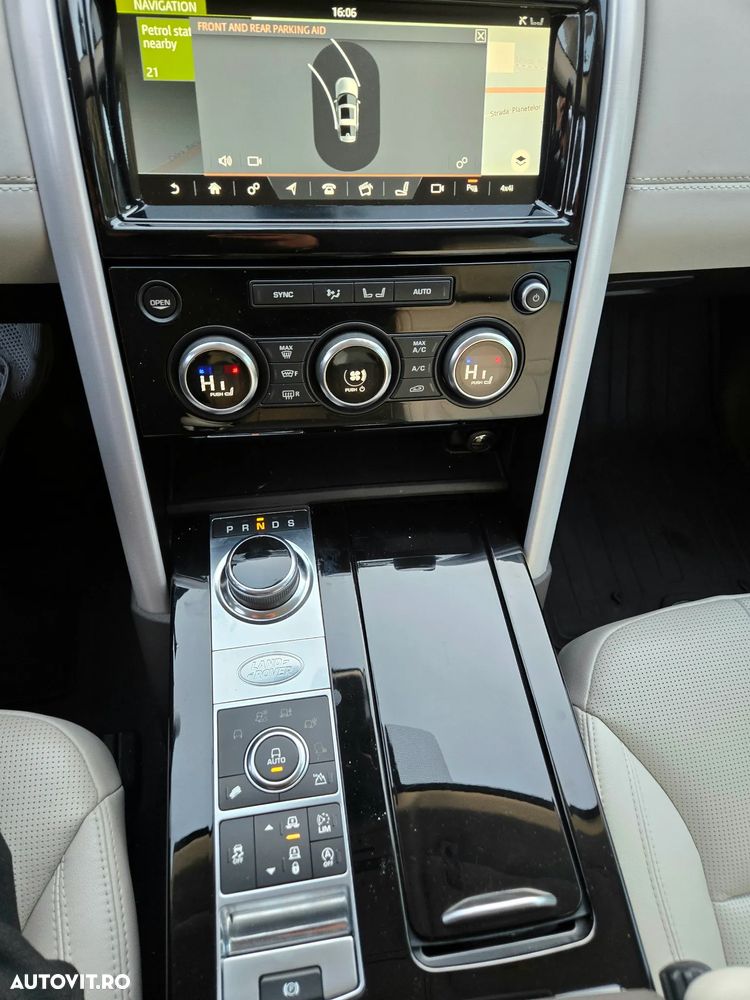 Land Rover Discovery 2.0 L SD4 HSE Luxury - 15