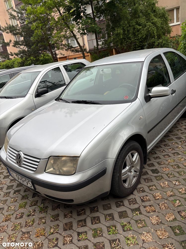 Volkswagen Bora 1.9 TDI Basis - 2