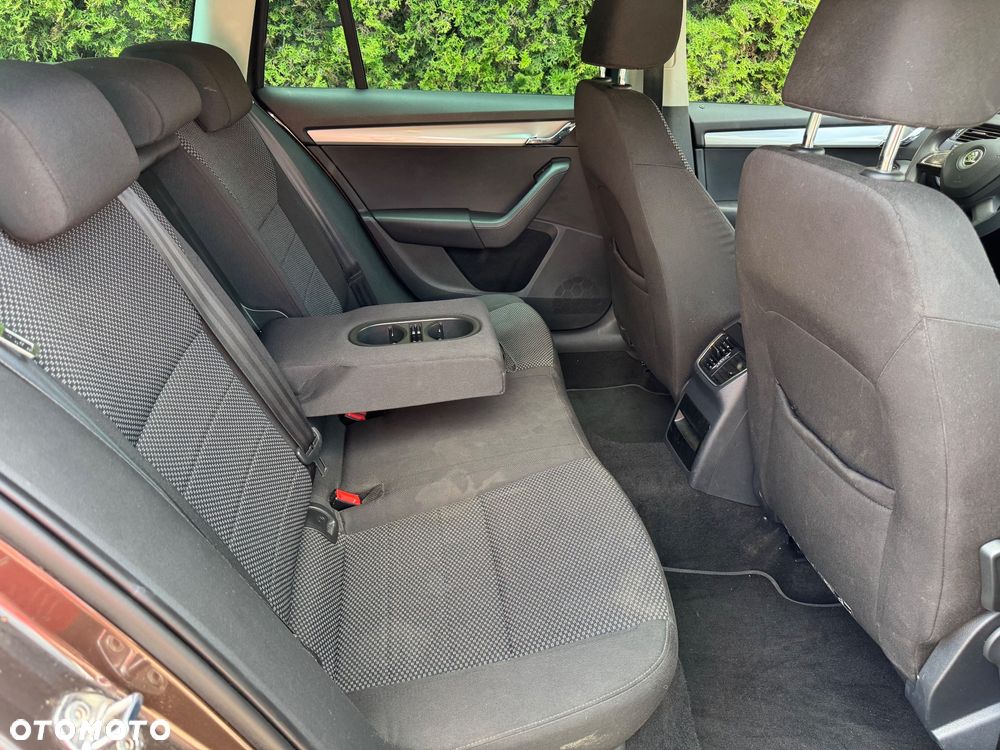 Skoda Octavia 1.6 TDI Green tec Elegance - 9