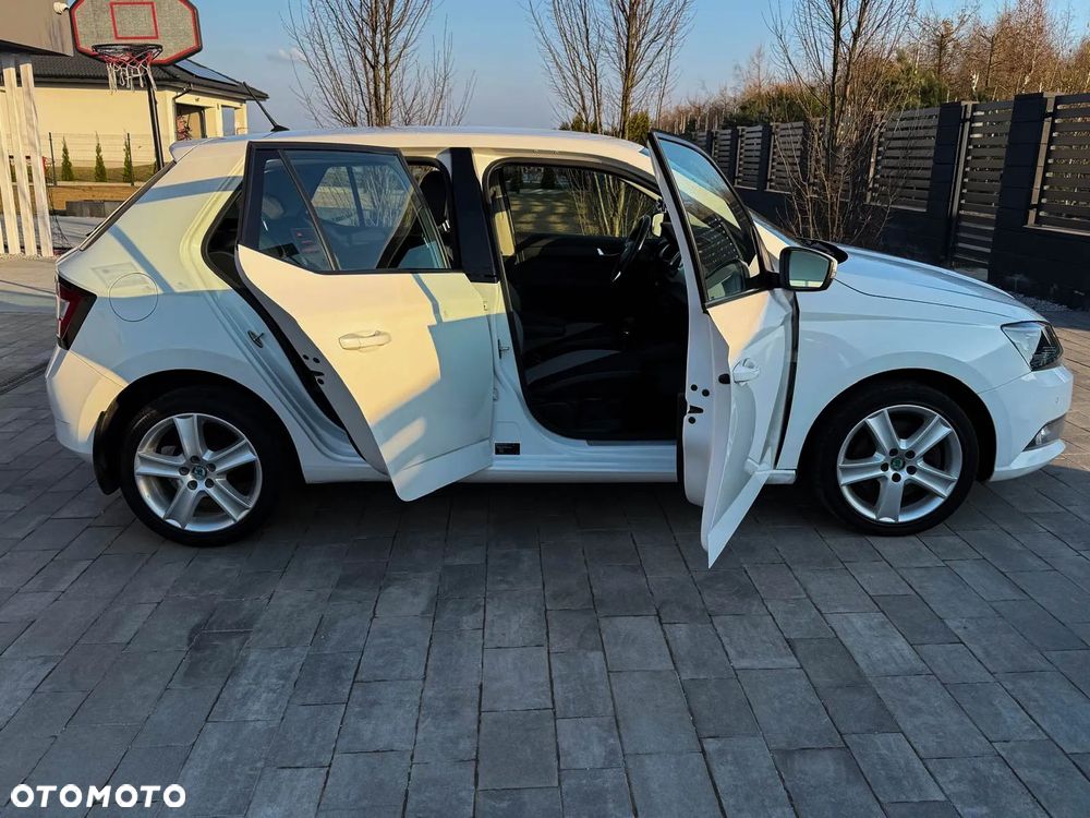 Skoda Fabia - 16