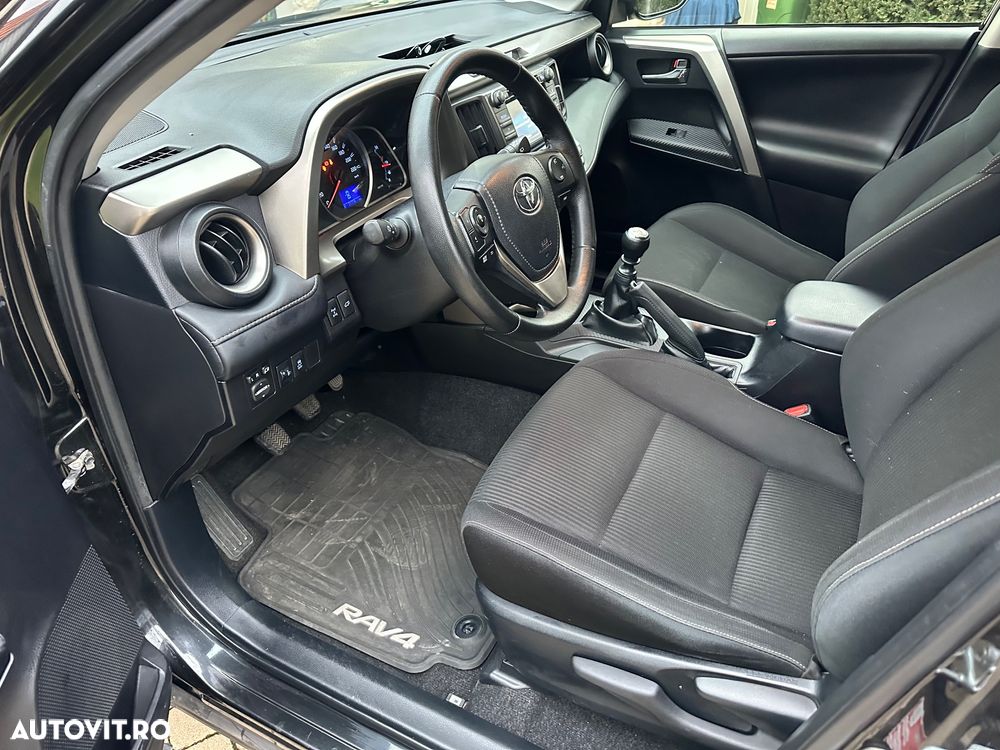 Toyota RAV4 2.0 D-4D 4WD Comfort - 5