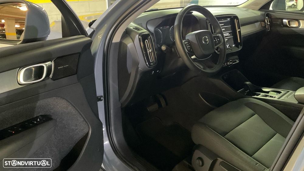 Volvo XC 40 1.5 T3 Momentum Plus Geartronic - 8