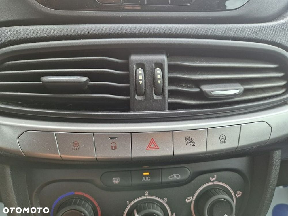Fiat Tipo - 32