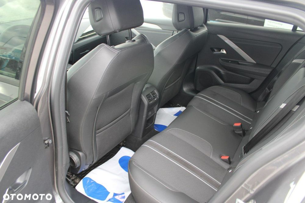 Opel Astra - 22