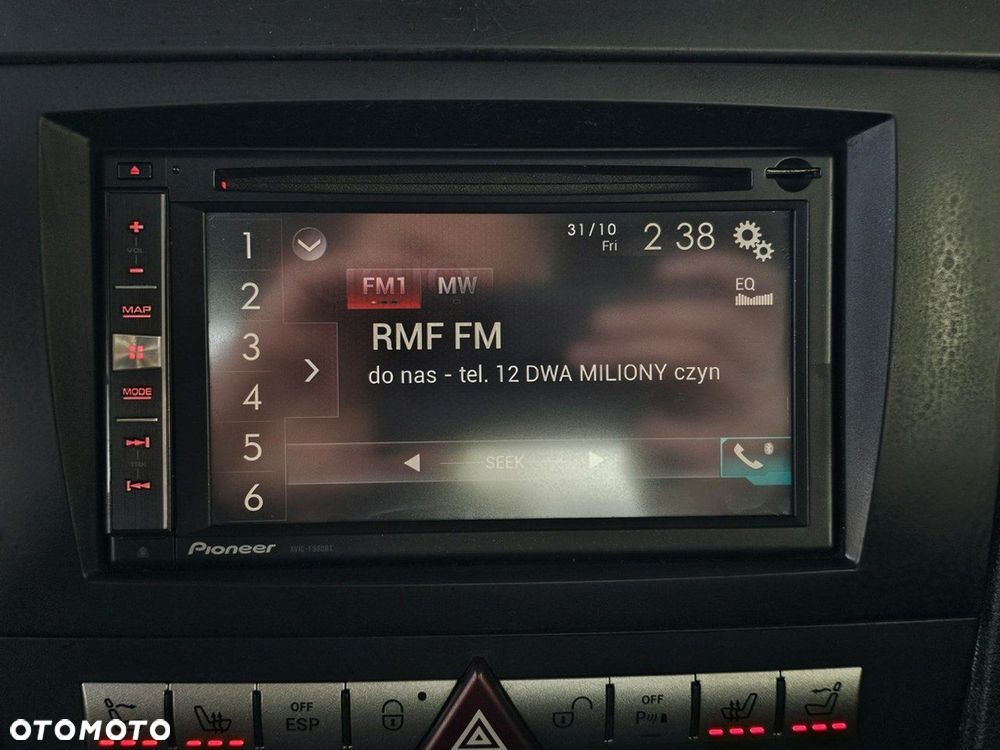 Mercedes-Benz SLK - 22