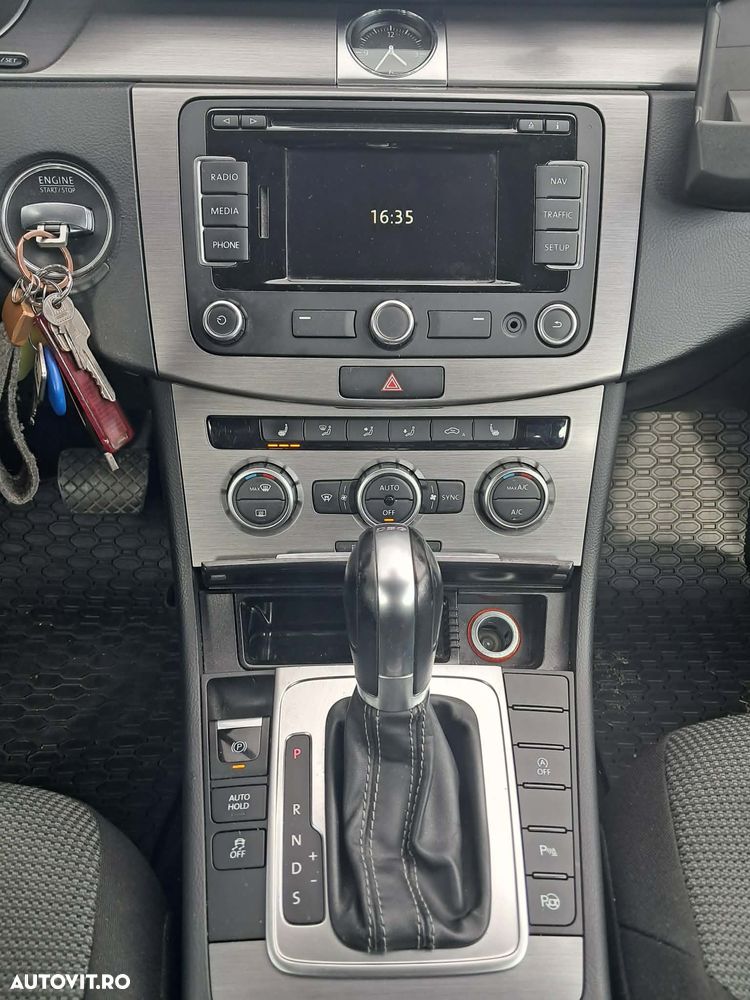 Volkswagen Passat 2.0 TDI DSG BlueMotion Technology Business Edition - 9