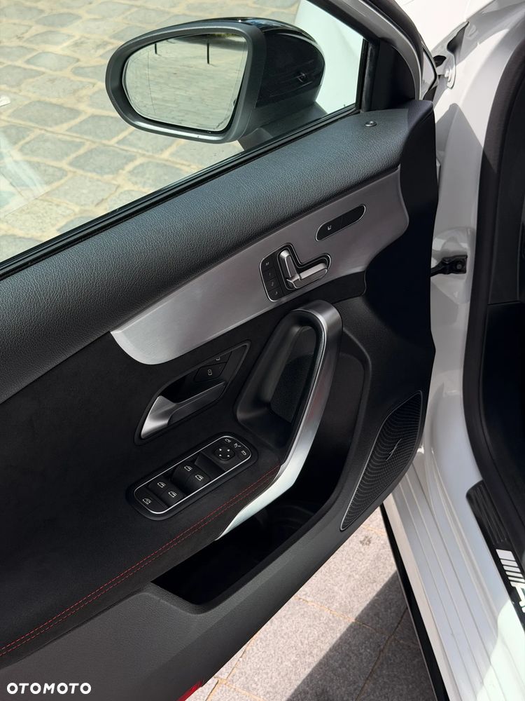 Mercedes-Benz Klasa A 35 AMG 4-Matic Edition 1 7G-DCT - 16