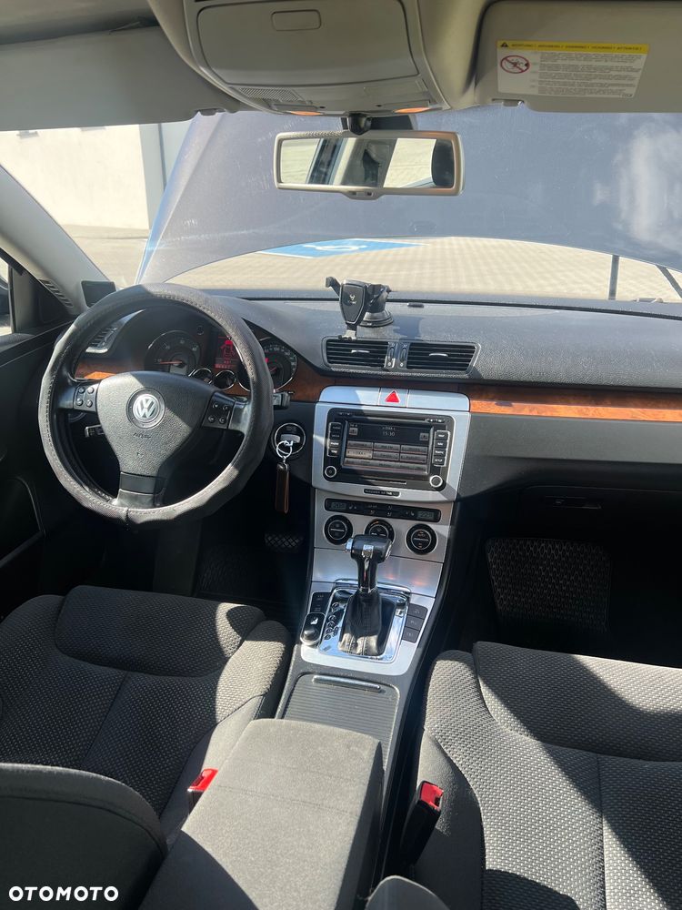 Volkswagen Passat 2.0 TDI DPF Comfortline DSG - 18