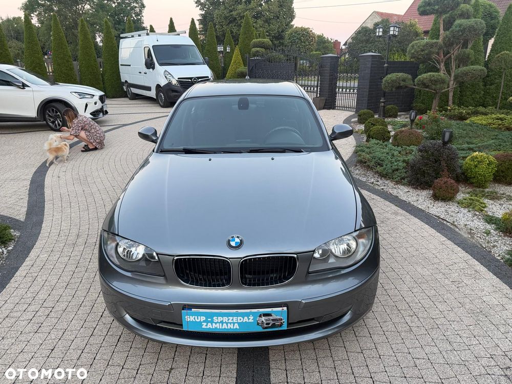 BMW Seria 1 118d DPF - 24