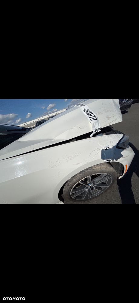 BMW Seria 3 330i xDrive Sport Line - 18