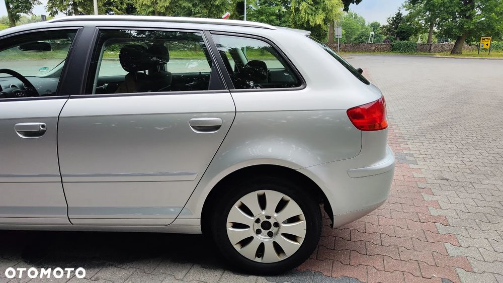 Audi A3 Sportback 1.6 Attraction - 5