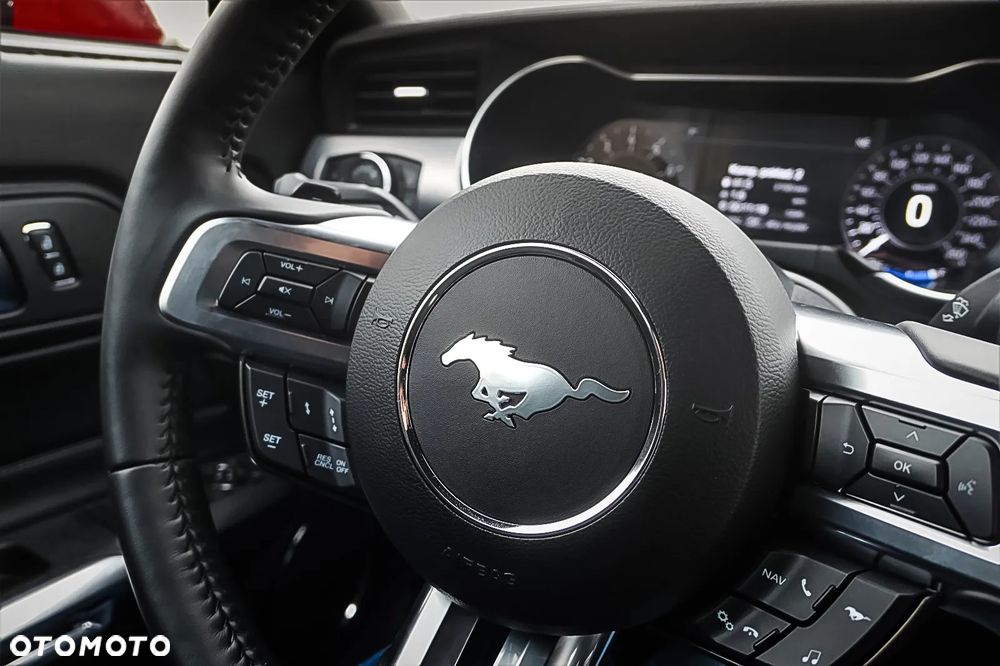 Ford Mustang 5.0 V8 GT - 17