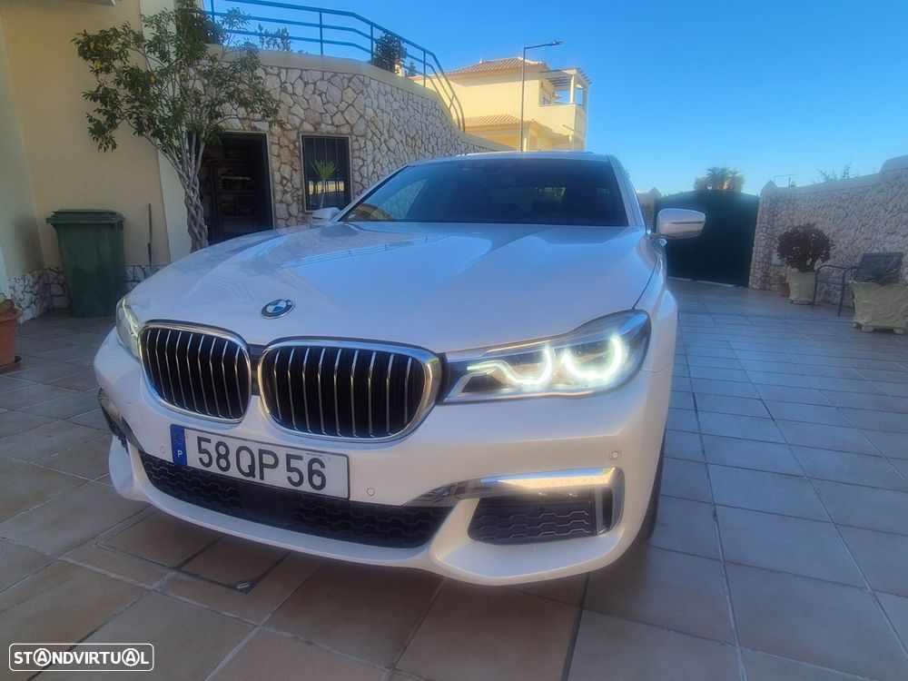 BMW 730 - 1