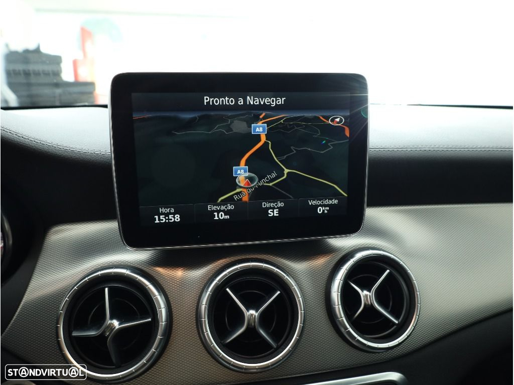 Mercedes-Benz CLA 180 d Aut. - 19