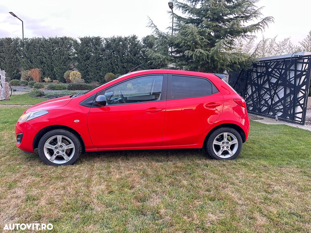 Mazda 2 - 13