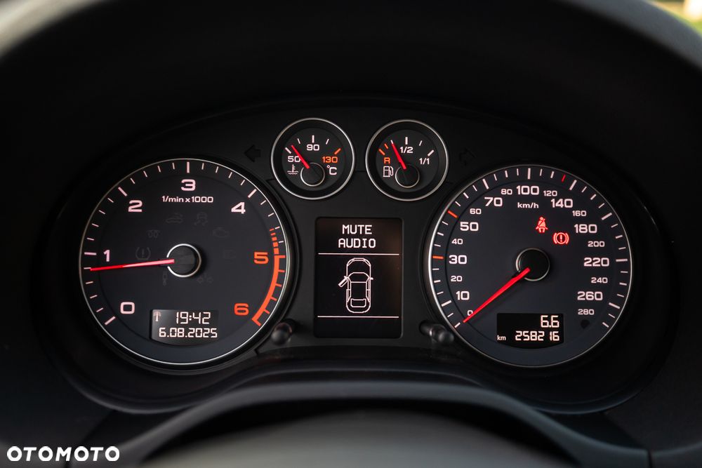 Audi A3 Sportback 2.0 TDI DPF Ambition - 24