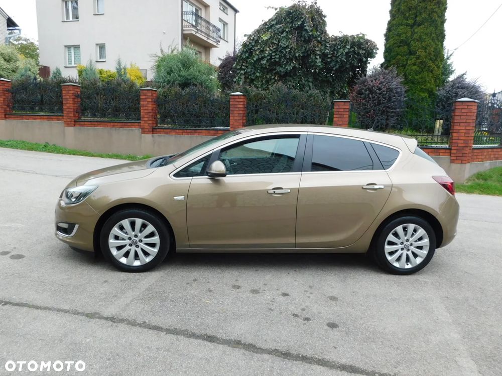 Opel Astra 1.4 Turbo Cosmo - 5