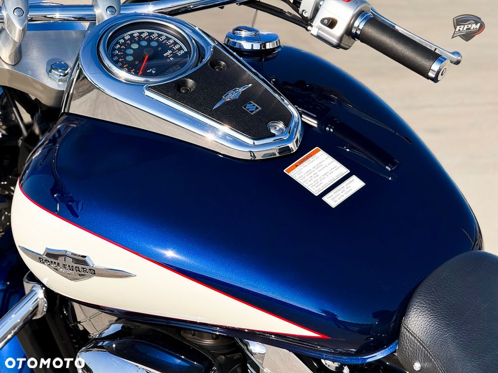 Suzuki Boulevard - 33