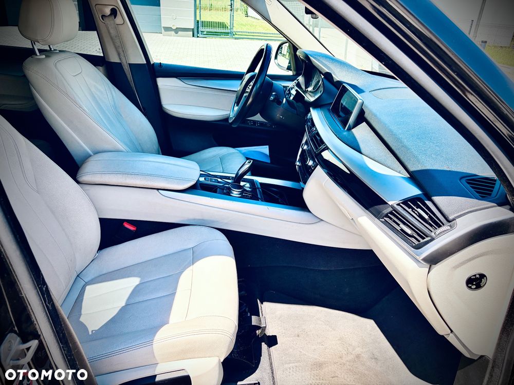BMW X5 xDrive25d - 14