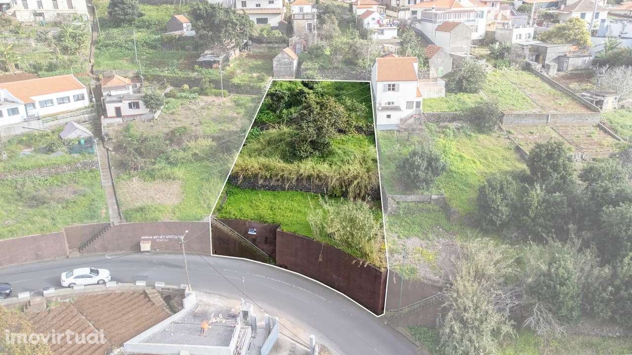 Terreno Rústico no Arco da Calheta - 667 m2 - Grande imagem: 2/13