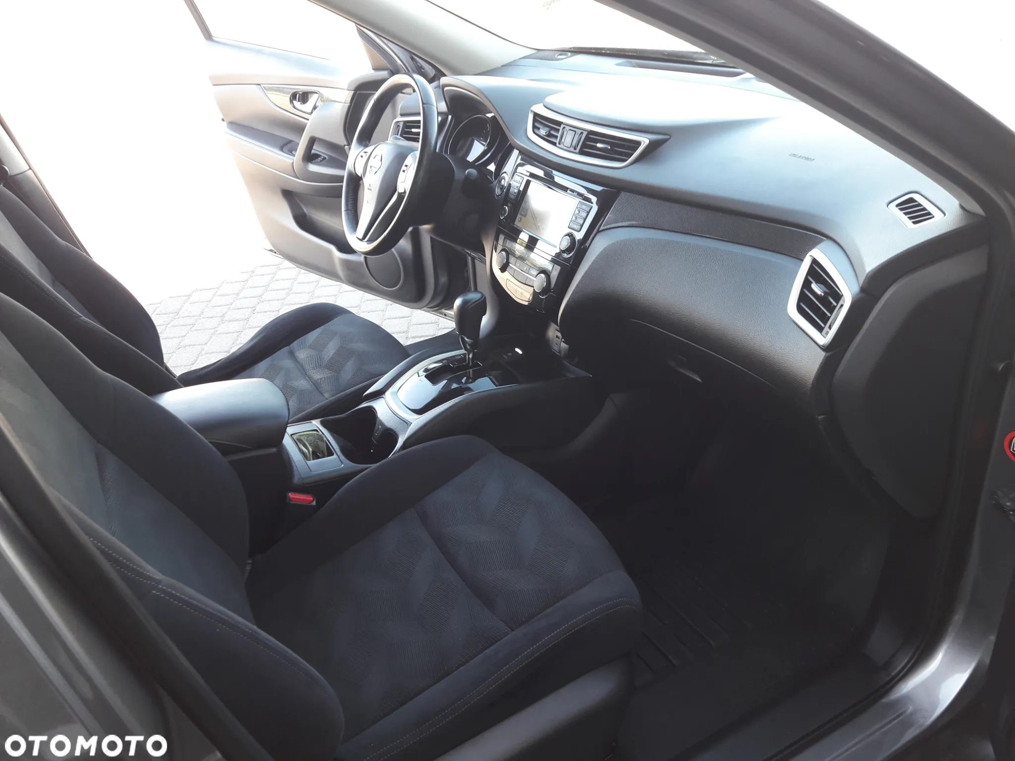 Nissan X-Trail 1.6 dCi Xtronic N-Connecta - 17